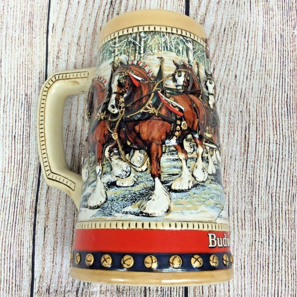 1988 Anheuser Busch Budweiser Clydesdale Holiday Beer Stein Collectors Series